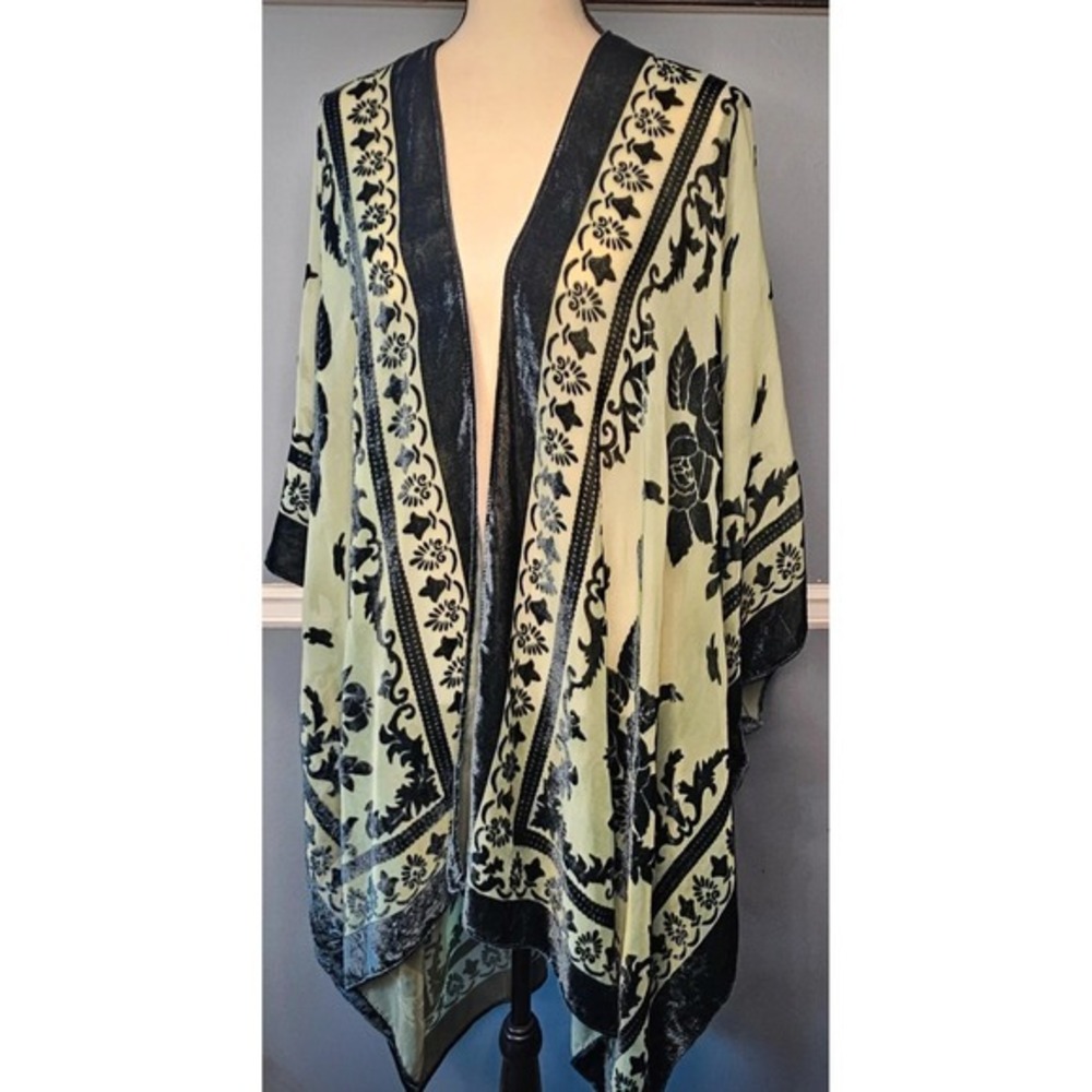 Angie Velvet Burnout Kimono Cardigan Boho Wrap Green OS